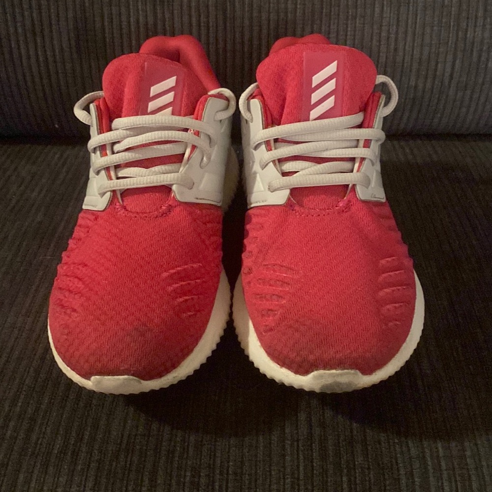 ADIDAS ALPHABOUNCE RC JUNIOR RUNNING SHOES size 4 good condition